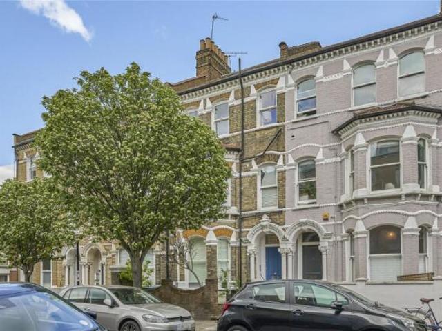 Flat for sale in Cat Hill