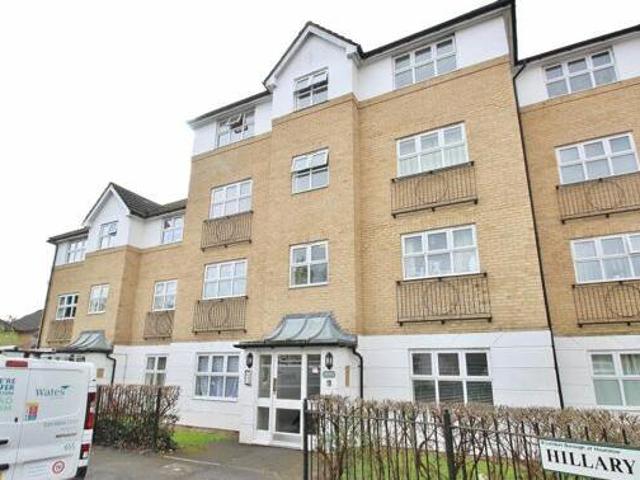 House for sale in Isleworth, Greater London