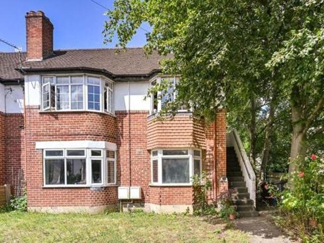 House for sale in Isleworth, Greater London