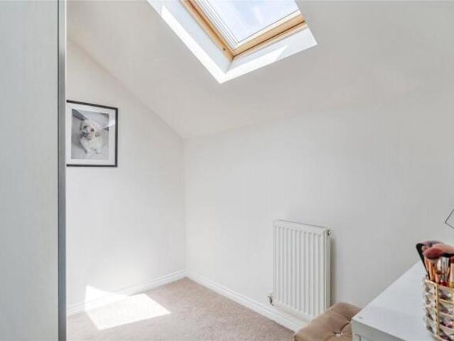 Flat for sale in Bromley Common, Greater London