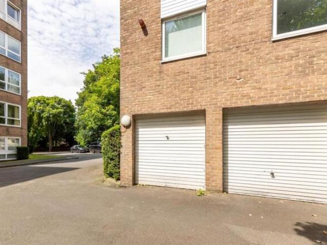 Flat for sale in Jesmond, Tyne And Wear