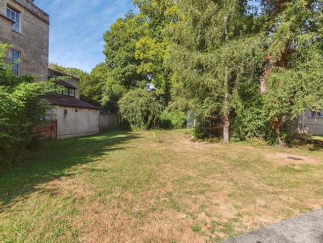 Flat for sale in Lambridge, Bath