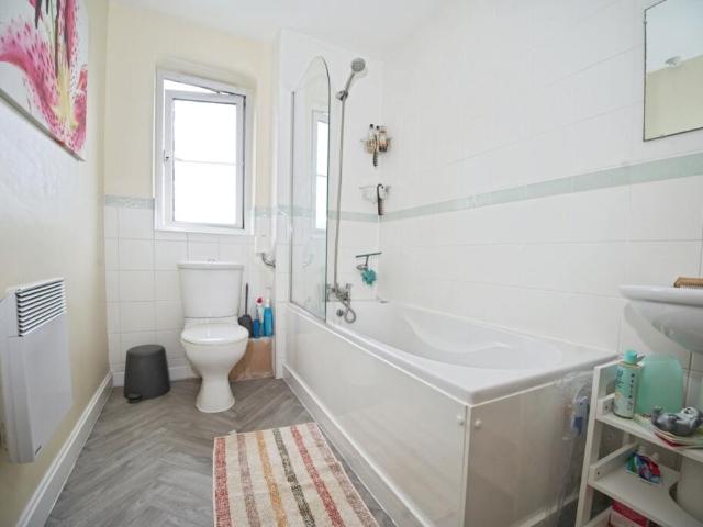 Flat for sale in Wales