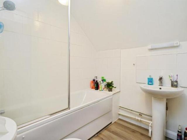 Flat for sale in The Slade, Oxfordshire