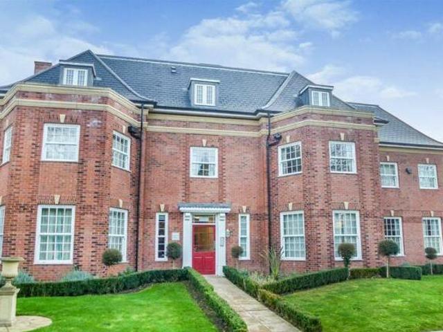 House for sale in Green Close, Warwickshire
