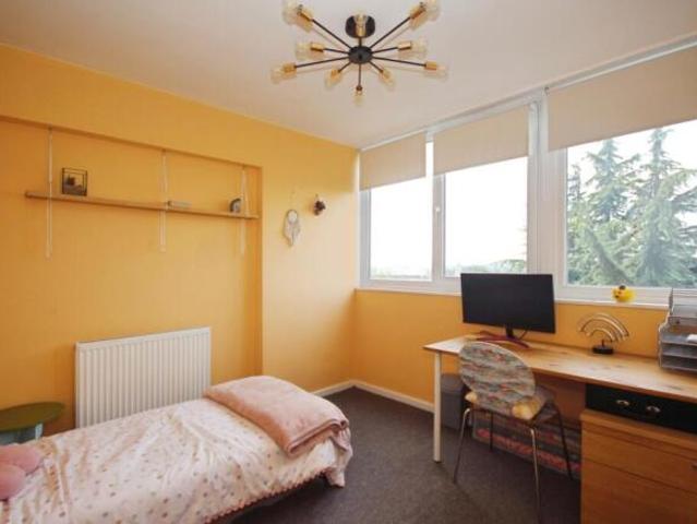 Flat for sale in Cheylesmore, West Midlands
