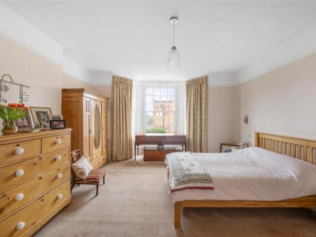Flat for sale in Putney, Greater London