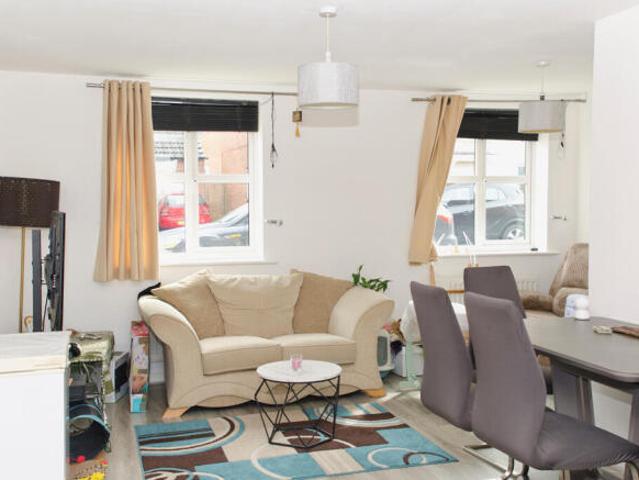 Flat for sale in Hamilton, Old Wharf