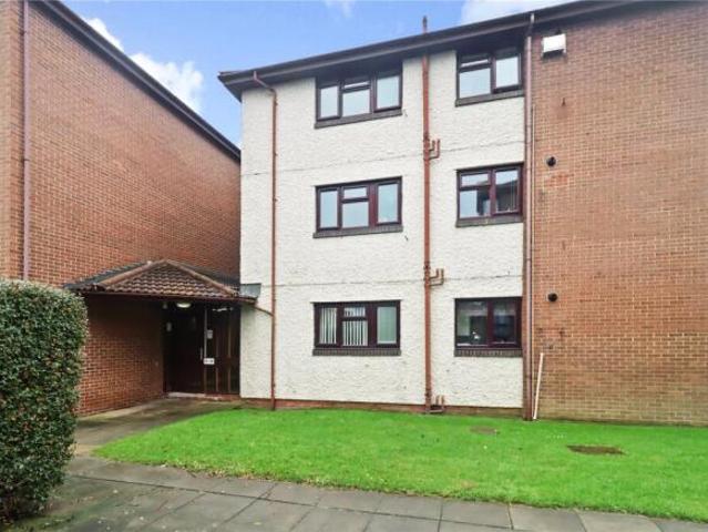 Flat for sale in Tyne And Wear