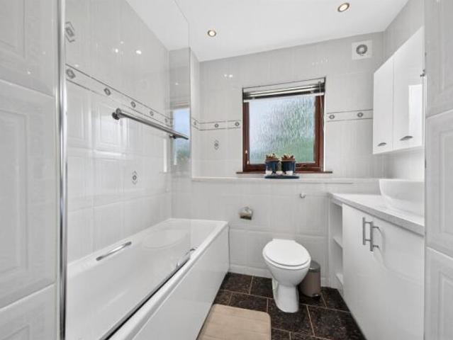 Flat for sale in Rutherglen, South Lanarkshire