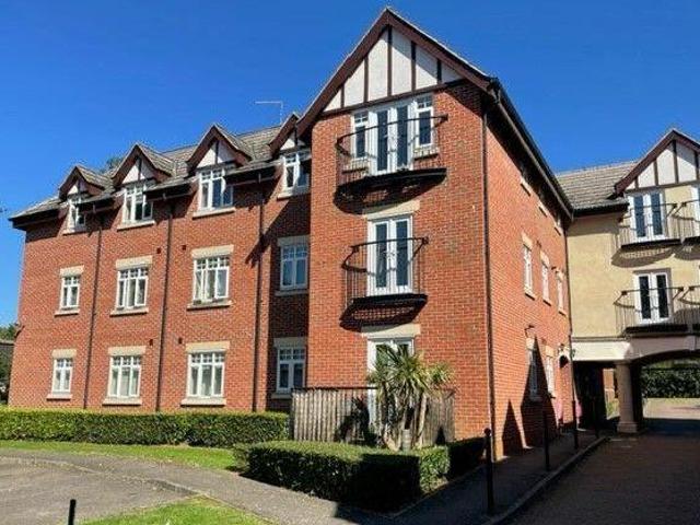 House for sale in Northampton, Northamptonshire