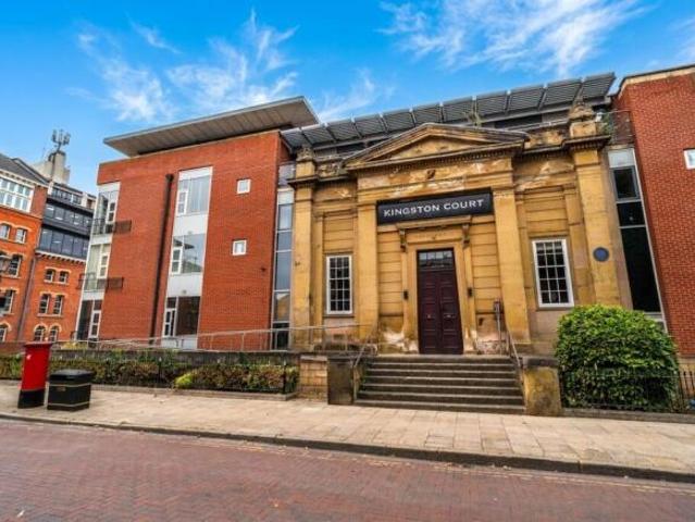 Flat for sale in Hull, City Of Kingston Upon Hull