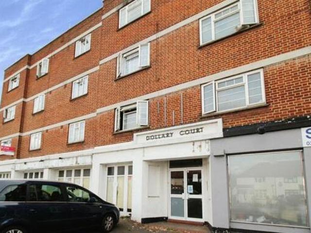 House for sale in Kingston Upon Thames, Greater London