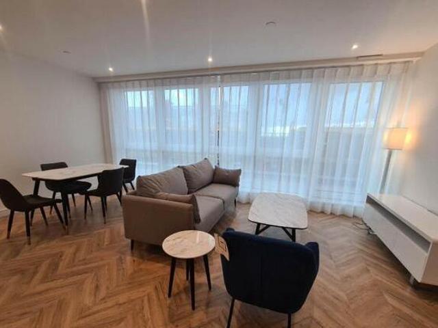 House for sale in Kingston Upon Thames, Greater London
