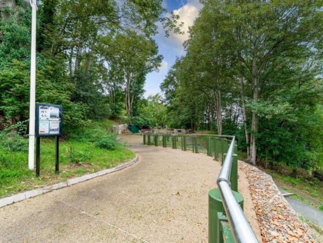 Flat for sale in East Bank, Norfolk