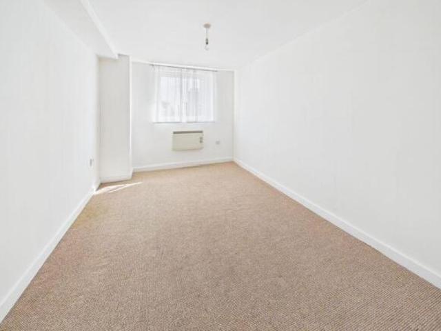 Flat for sale in Georgia, Greater Manchester