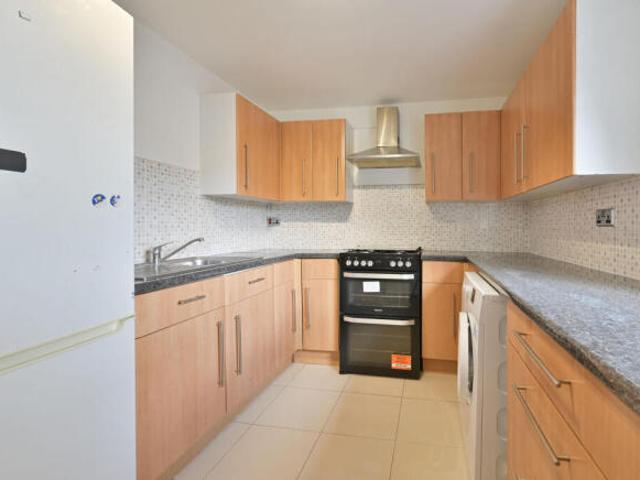 Flat for sale in Bushey