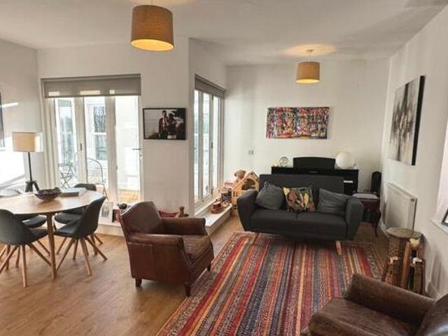 House for sale in Bulk, Bare
