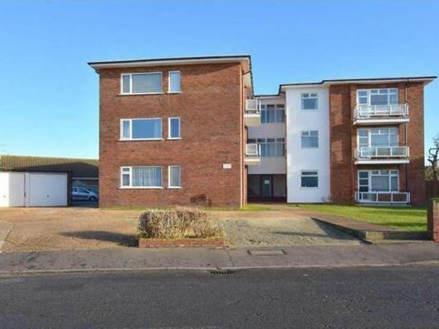 House for sale in Fishersgate, West Sussex