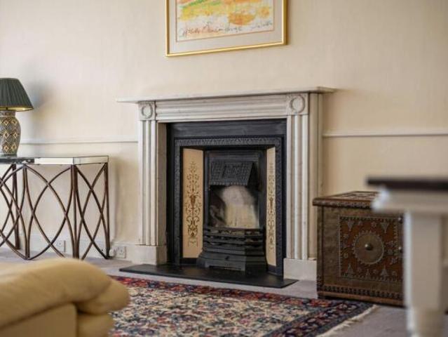 Flat for sale in Lansdown, Bath