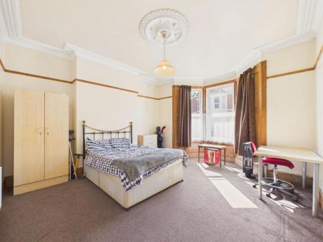 Flat for sale in Newcastle Upon Tyne