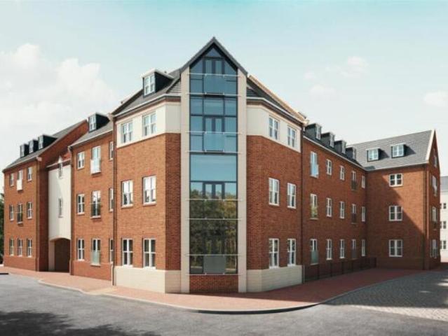 Flat for sale in West Yorkshire