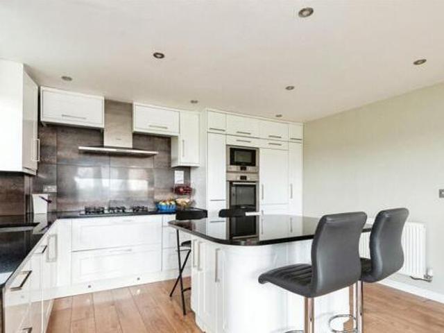 House for sale in Pachesham Park, Surrey