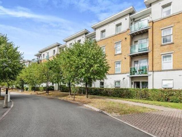 House for sale in Pachesham Park, Surrey