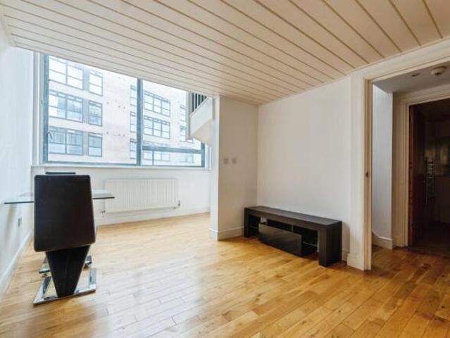 Flat for sale in St Matthew's, Old Wharf