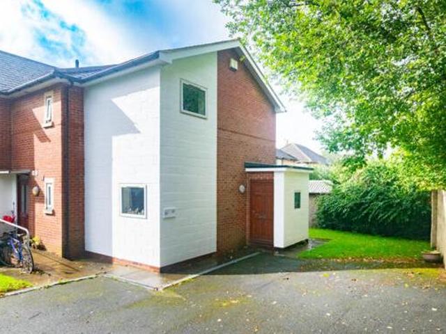 House for sale in Pudsey, West Yorkshire
