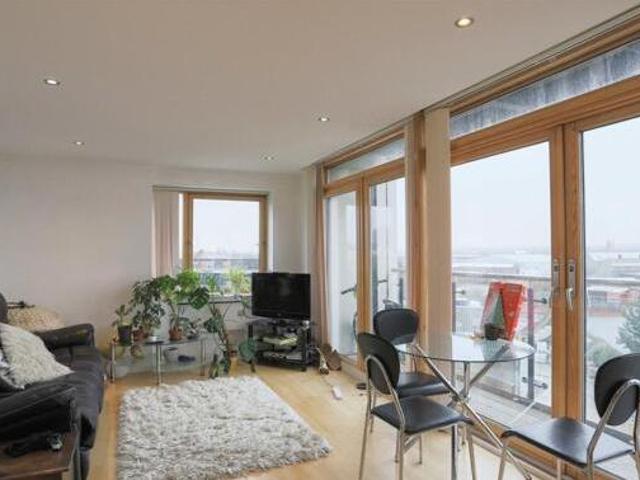 House for sale in Wortley, Leeds