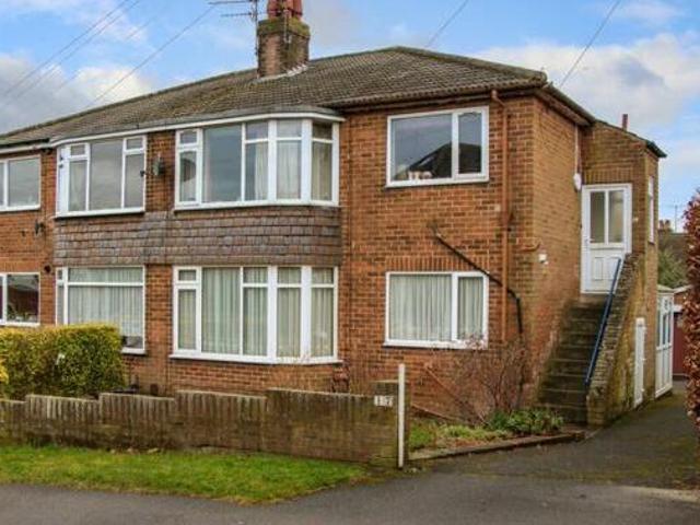House for sale in Cookridge, West Yorkshire