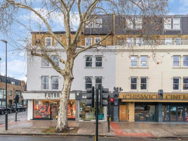Flat for sale in Chiswick, Greater London