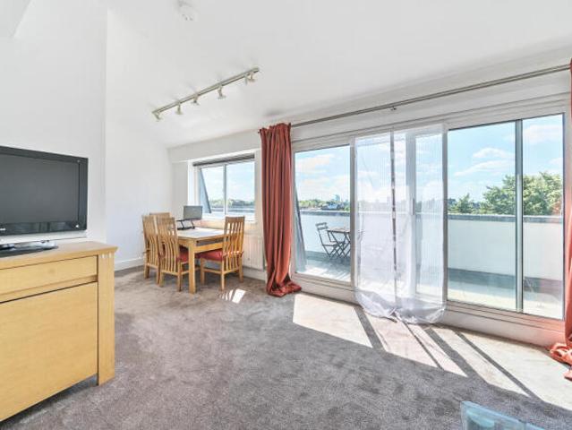 Flat for sale in East Tuddenham, Norfolk