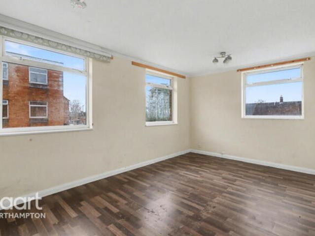 Flat for sale in New Duston, Northampton