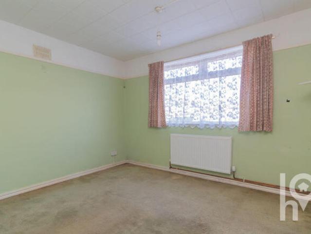 Flat for sale in West Minster, Swale