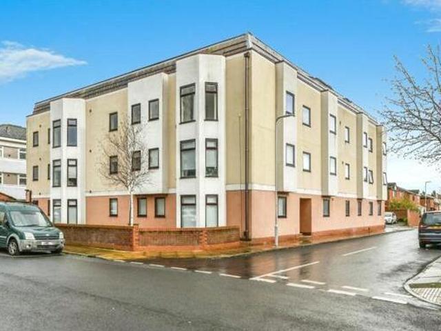House for sale in Calderstones