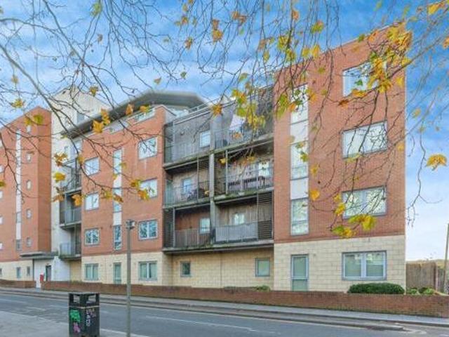 House for sale in Calderstones