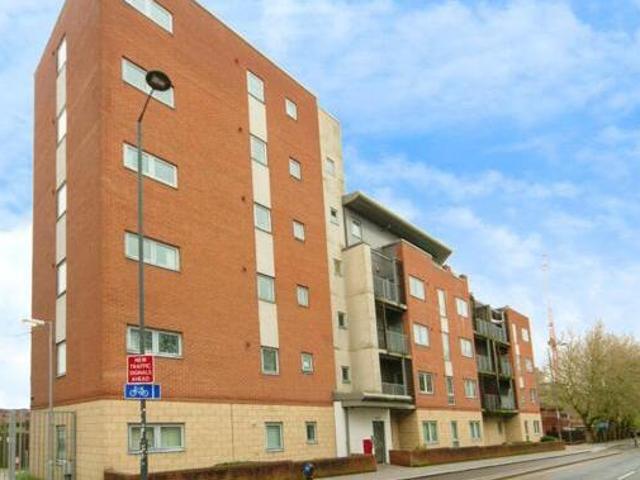 House for sale in Calderstones