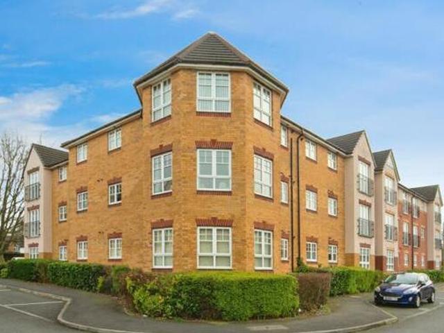 House for sale in Calderstones