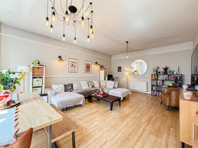 Flat for sale in Calderstones