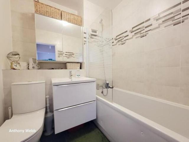 Flat for sale in London Borough of Enfield, Greater London