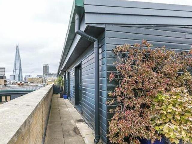 House for sale in City of London, Greater London