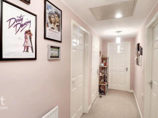 Flat for sale in Gloucester, Gloucestershire