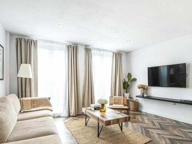 House for sale in Epping