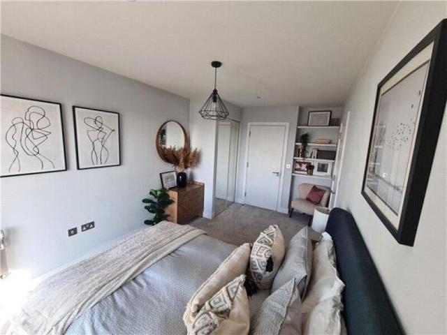 Flat for sale in Cat Hill