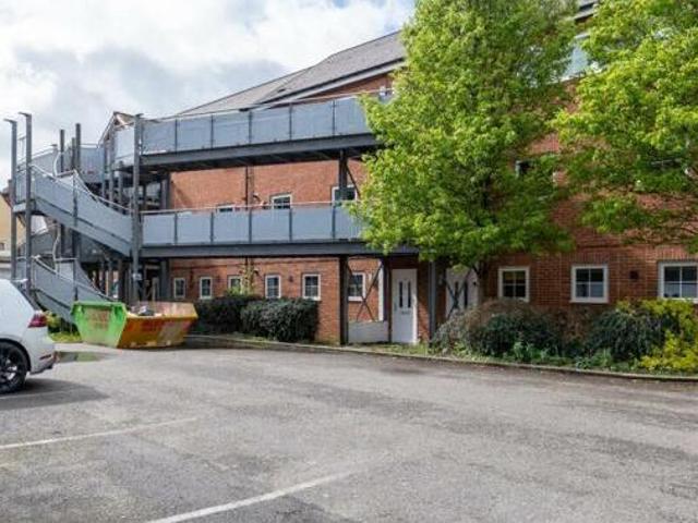 House for sale in Bengeworth, Crookhill