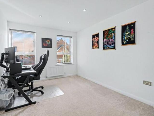 Flat for sale in Bursledon, Eastleigh
