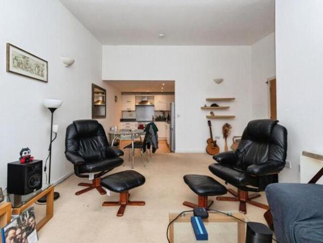 Flat for sale in Georgia, Greater Manchester
