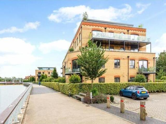 House for sale in Maidenhead